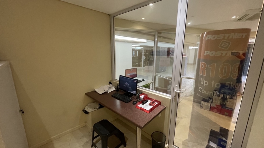 To Let commercial Property for Rent in Camps Bay Western Cape